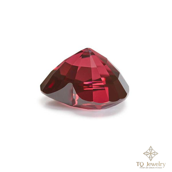 HEART SHAPE GARNET (GARNET CÓ HÌNH DẠNG TRÁI TIM)