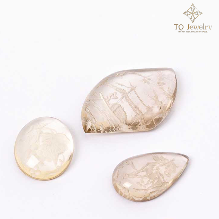 CARVED QUARTZ (THẠCH ANH TRẮNG CÓ KHẮC HÌNH)