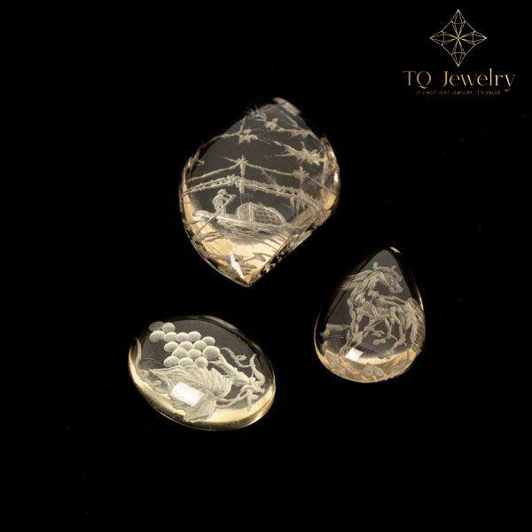 CARVED QUARTZ (THẠCH ANH TRẮNG CÓ KHẮC HÌNH)