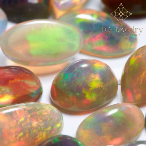 PRECIOUS OPAL (OPAL QUÝ)